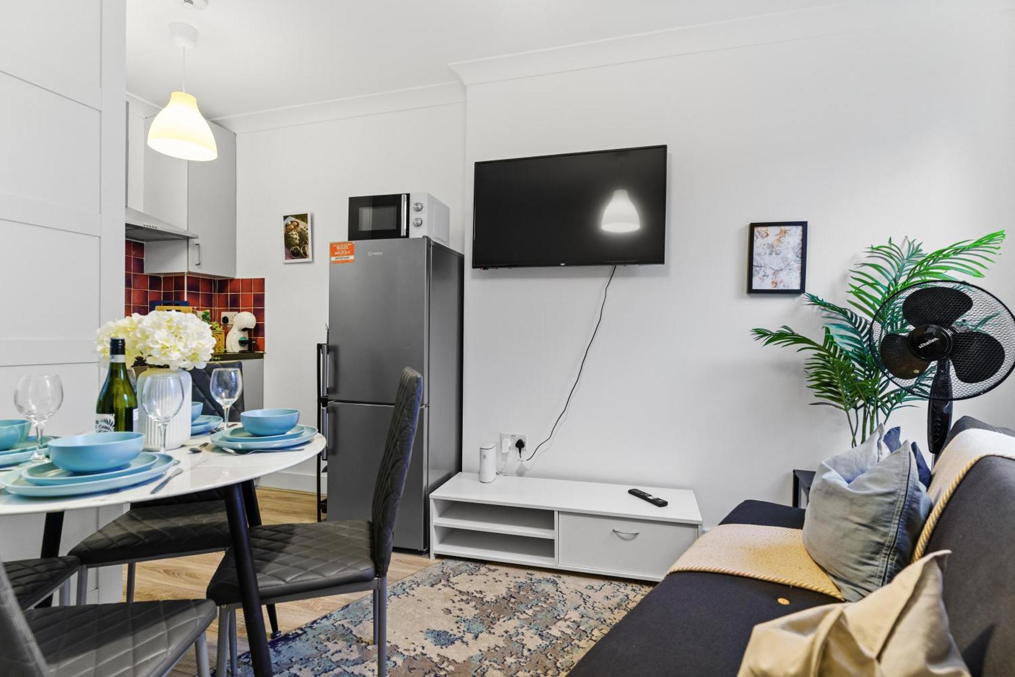 Affordable 2bed And 3bed In E14 Appartement *