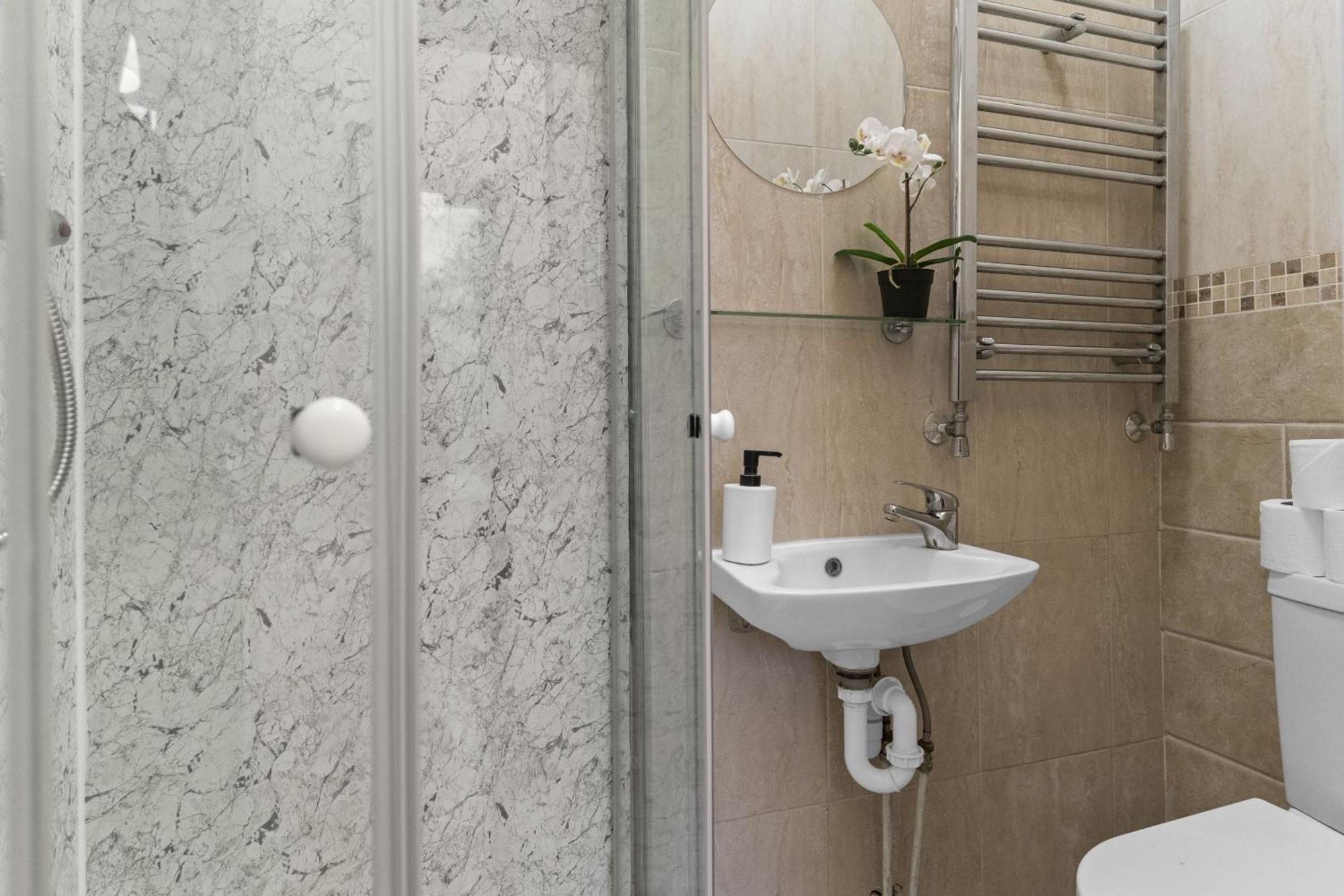 Affordable 2bed And 3bed In E14 Londres