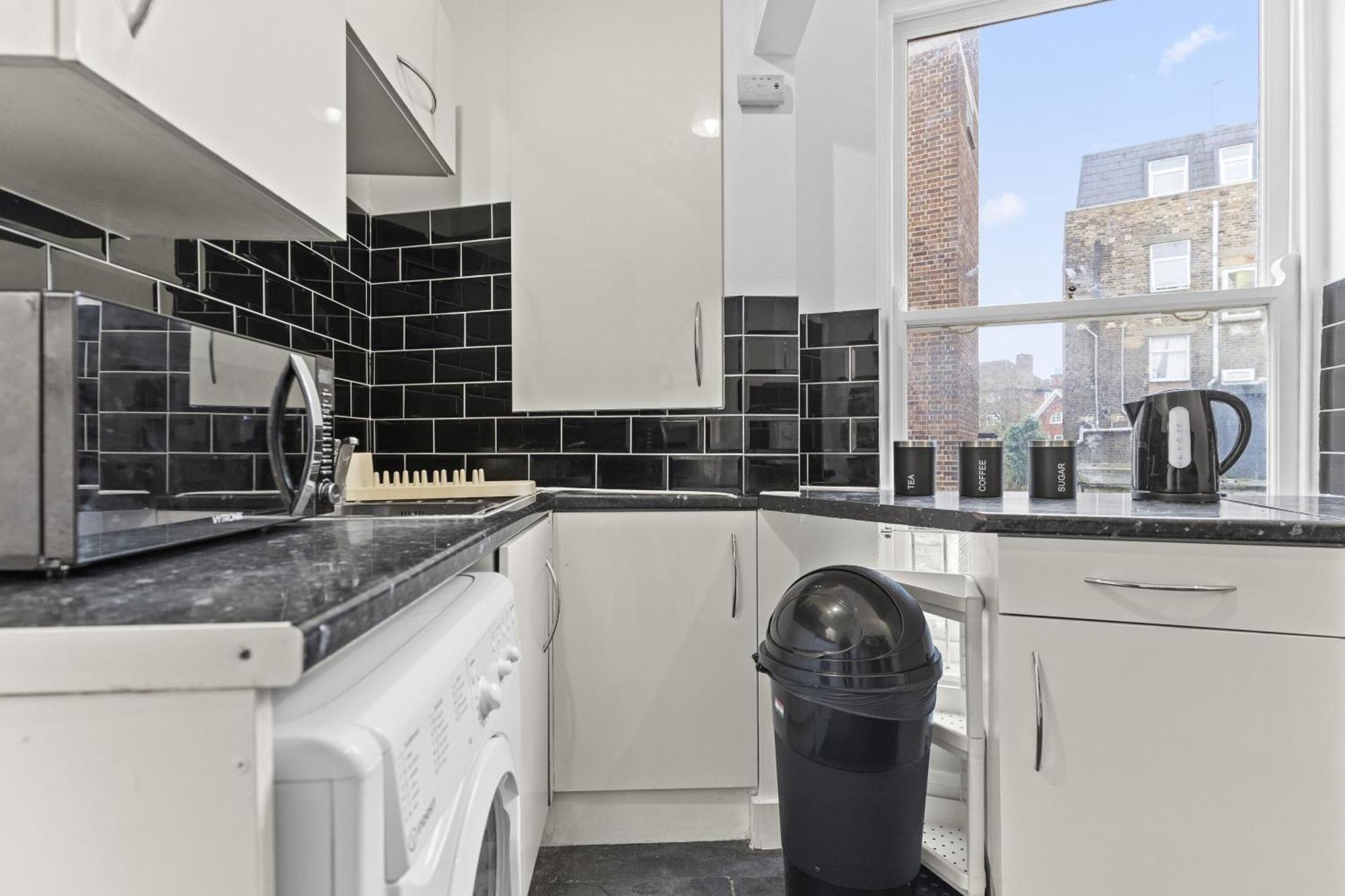 Affordable 2bed And 3bed In E14 * Londres